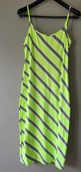 Green midi dress - Picture 1 of 1